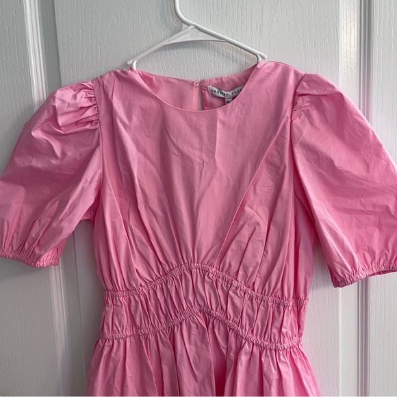 NEW English Factory Pink scalloped puff sleeve Short Sleeve Mini Dress Medium - Picture 3 of 16